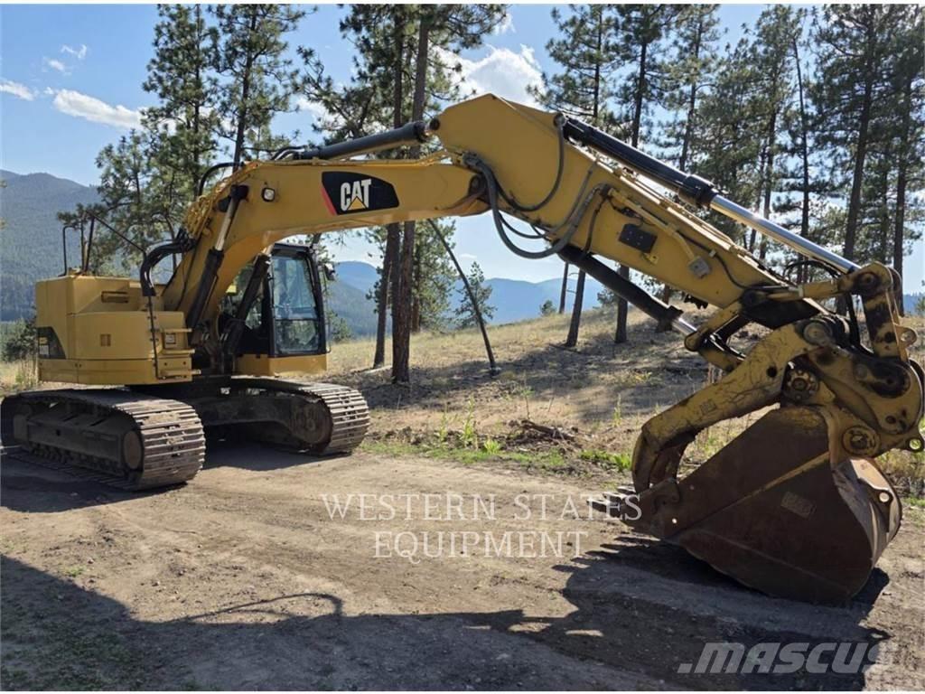 CAT 328D Beltegraver