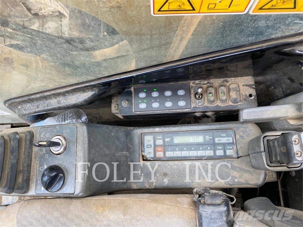 CAT 328DLCR Beltegraver