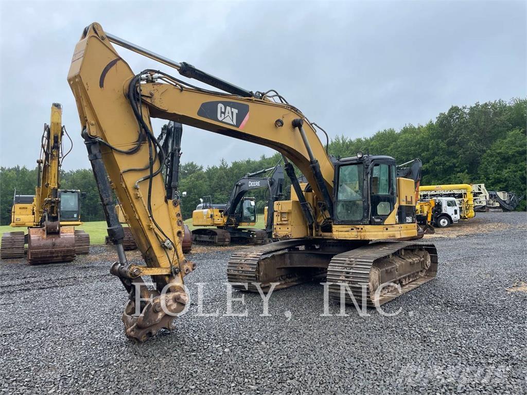 CAT 328DLCR Beltegraver