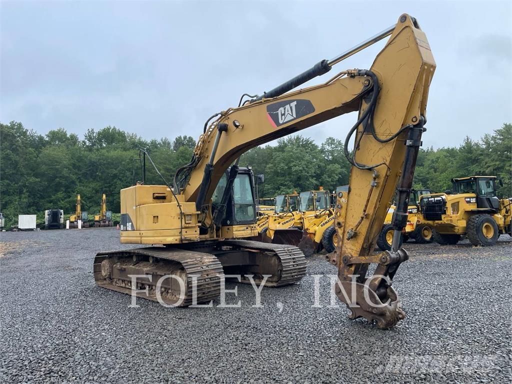 CAT 328DLCR Beltegraver