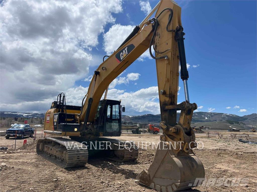 CAT 329EL Beltegraver