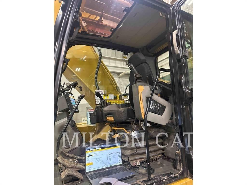 CAT 330 Beltegraver