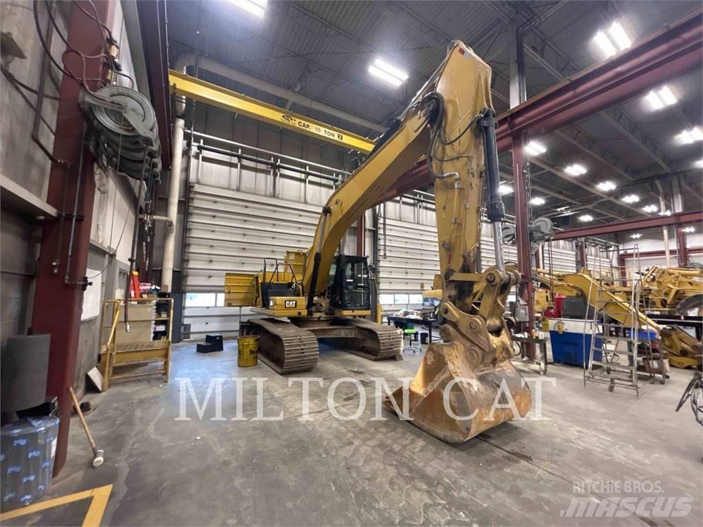 CAT 330 Beltegraver