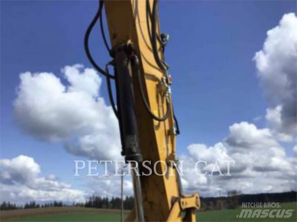 CAT 330 Beltegraver