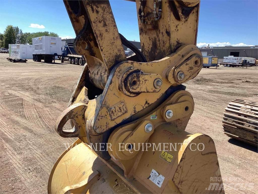 CAT 330 Beltegraver