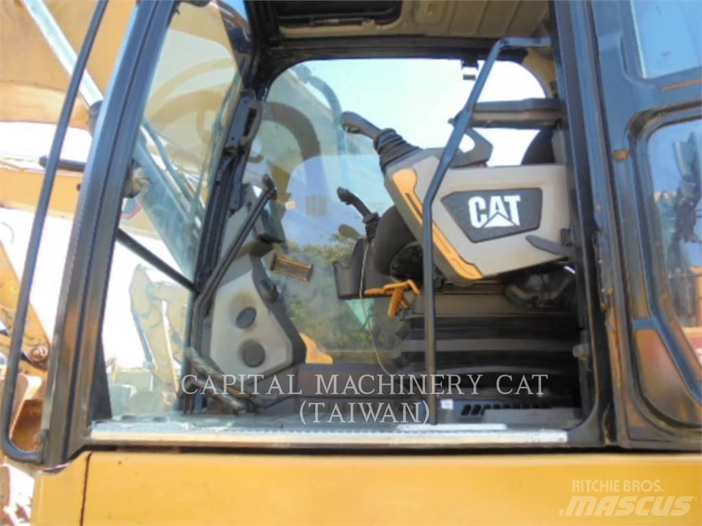 CAT 330-07 Beltegraver