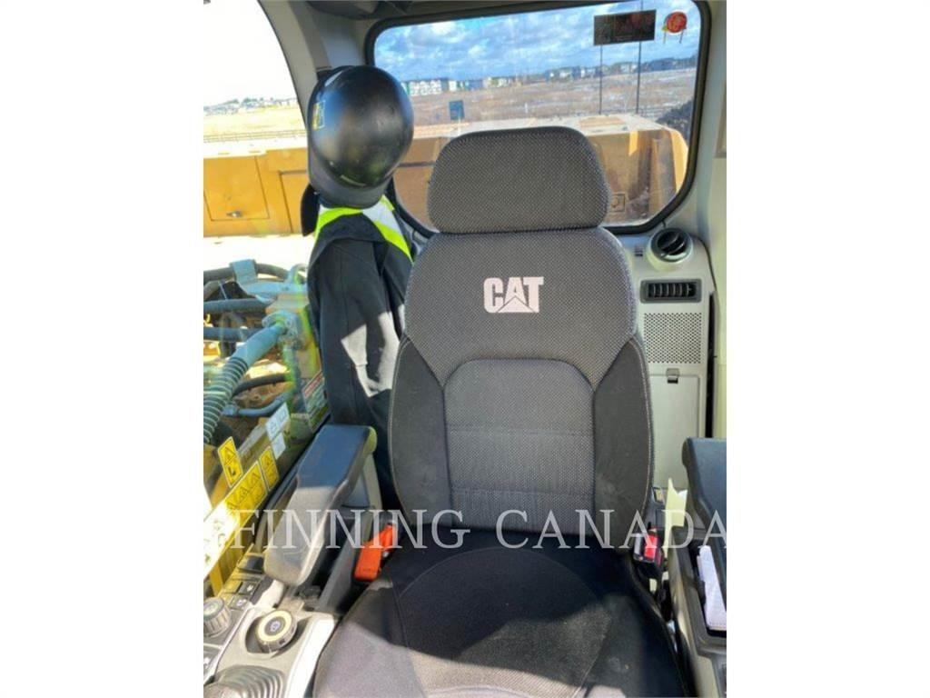 CAT 330-07 Beltegraver