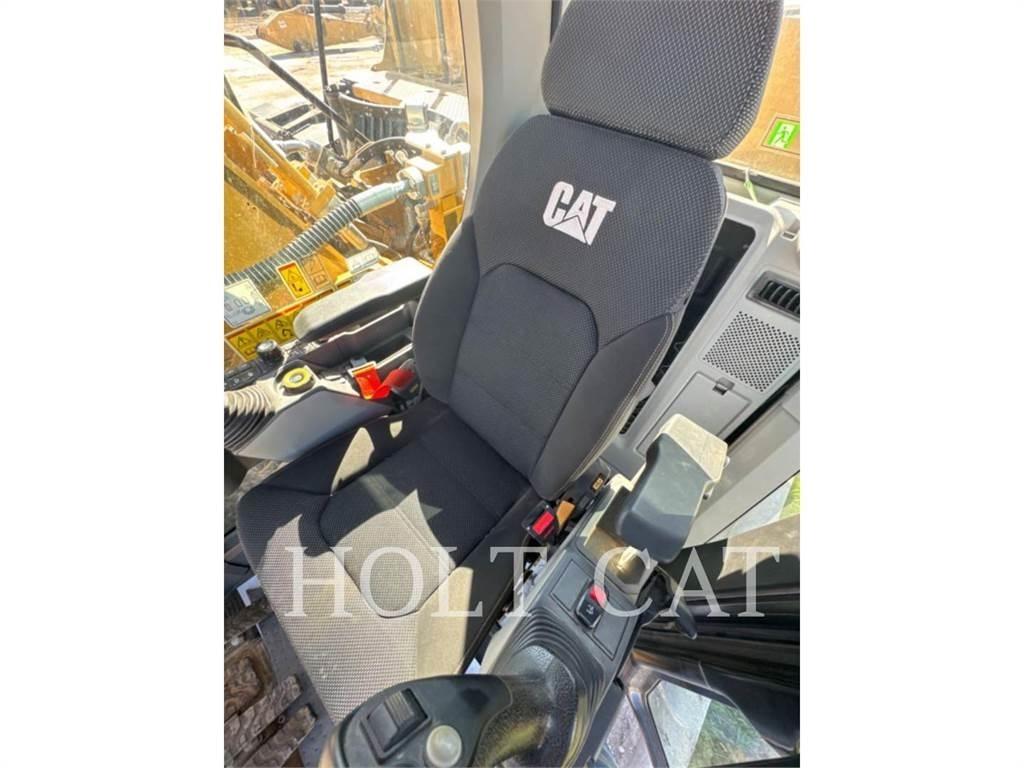 CAT 330 TC Beltegraver