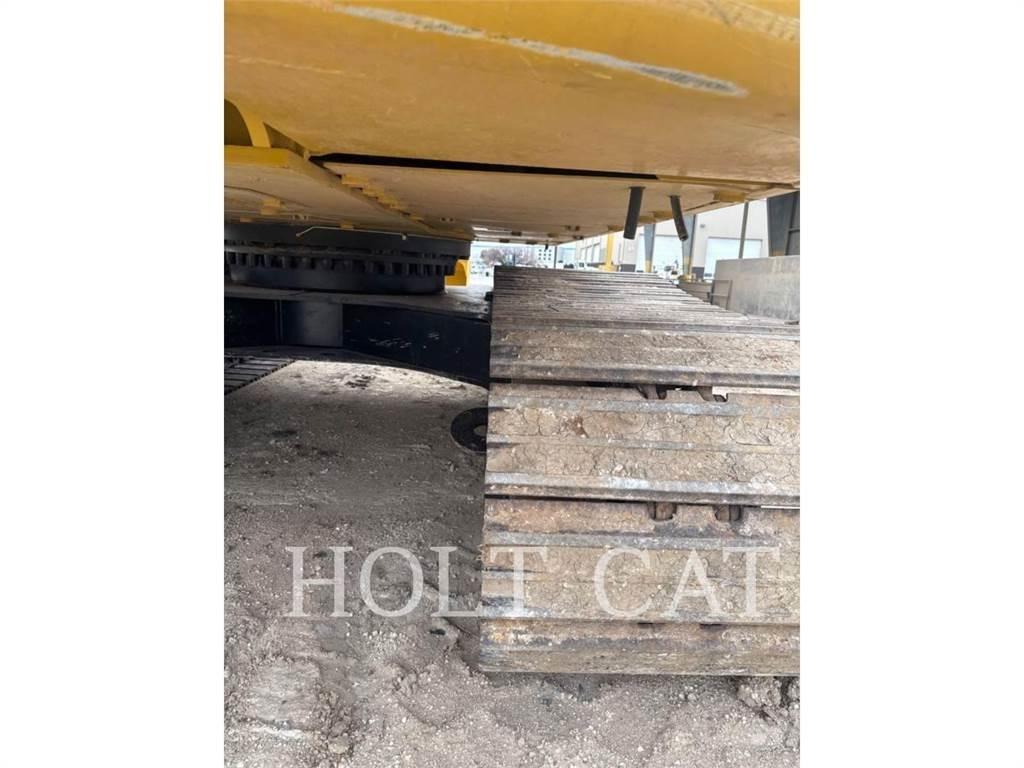 CAT 330 TC Beltegraver