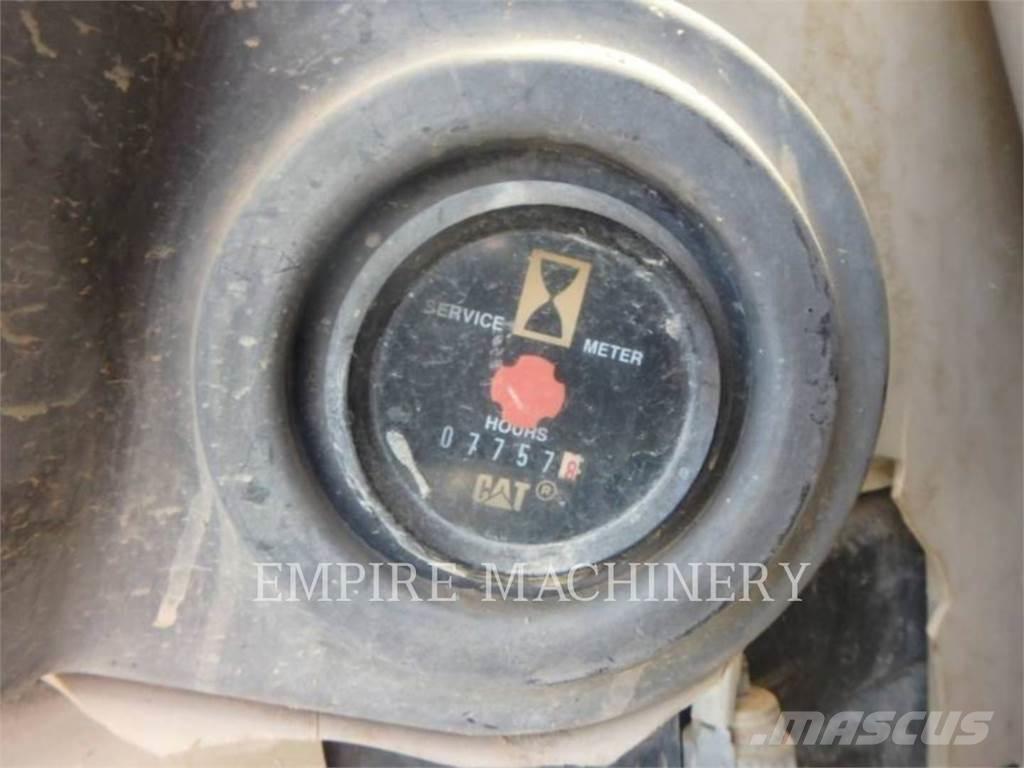 CAT 330CL Beltegraver
