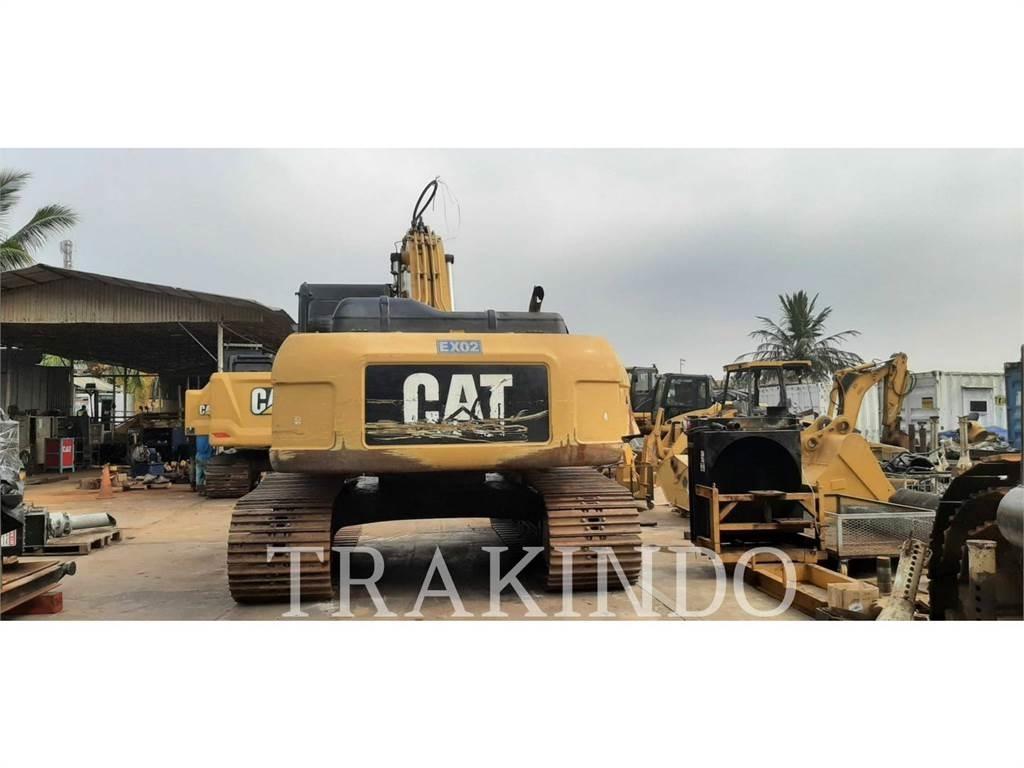 CAT 330D2L Beltegraver