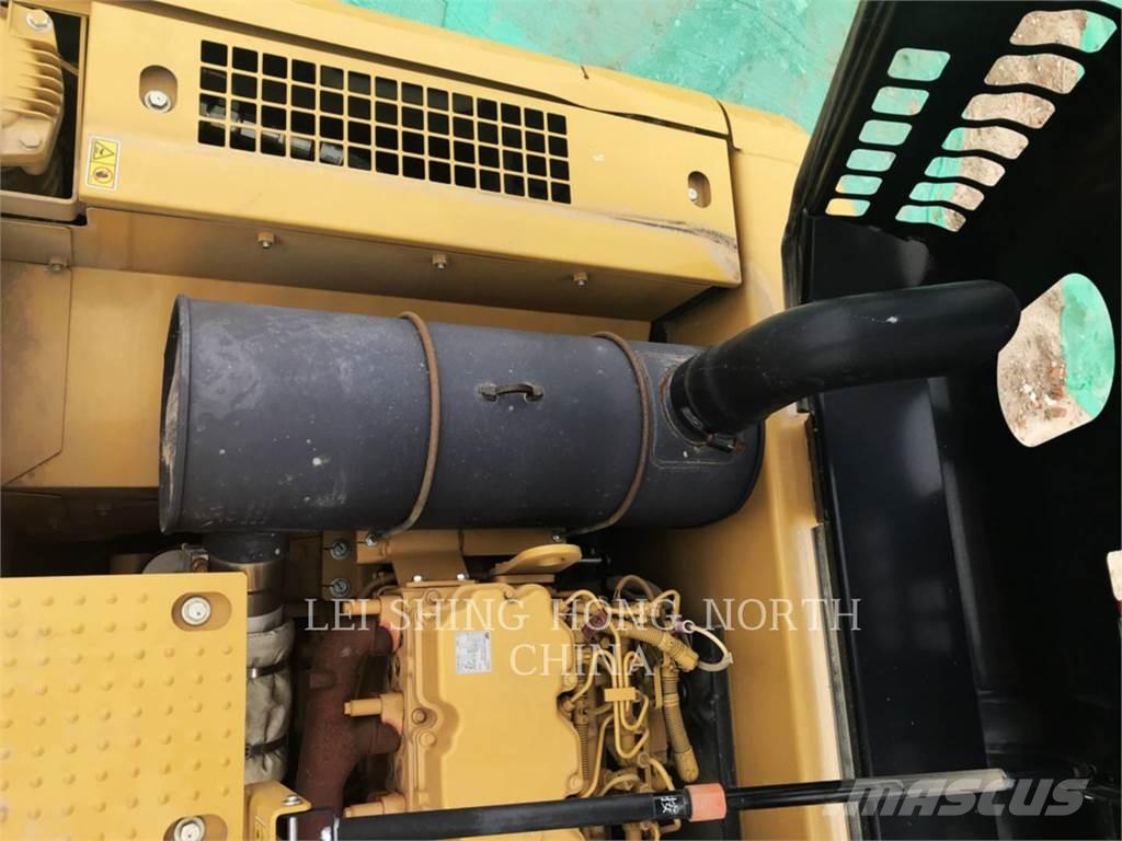 CAT 330D2L Beltegraver