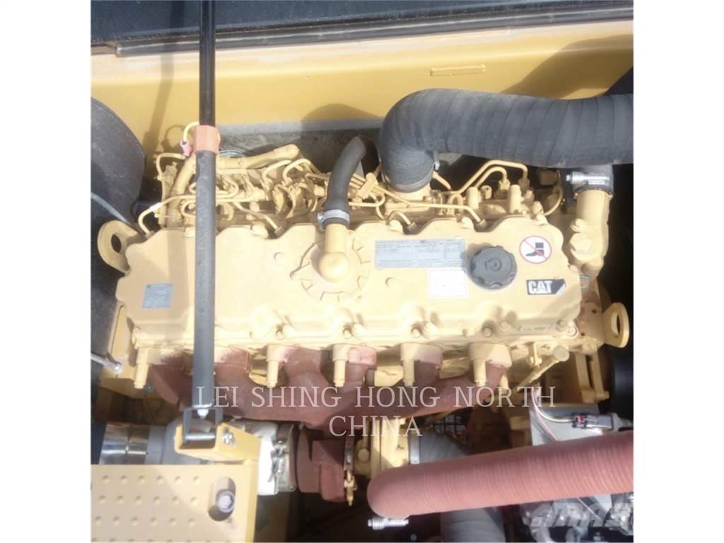 CAT 330D2L Beltegraver