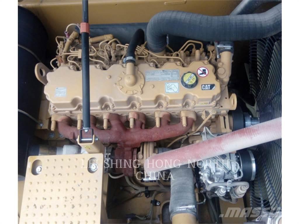 CAT 330D2L Beltegraver