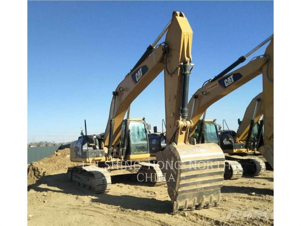 CAT 330D2L Beltegraver