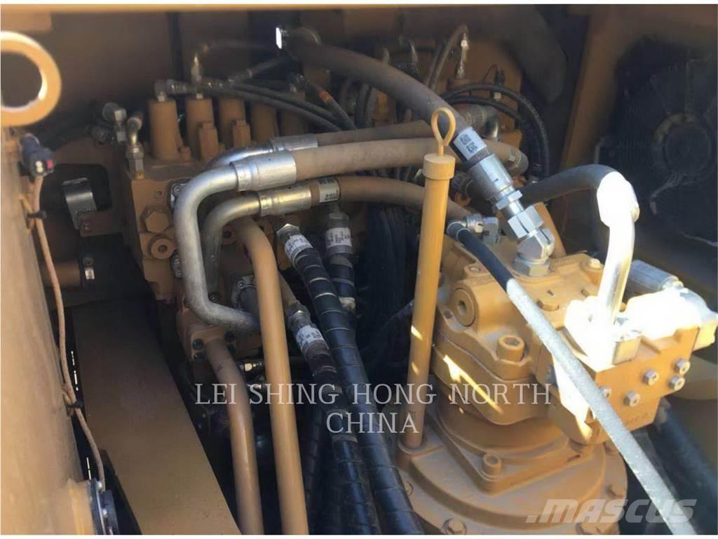 CAT 330D2L Beltegraver