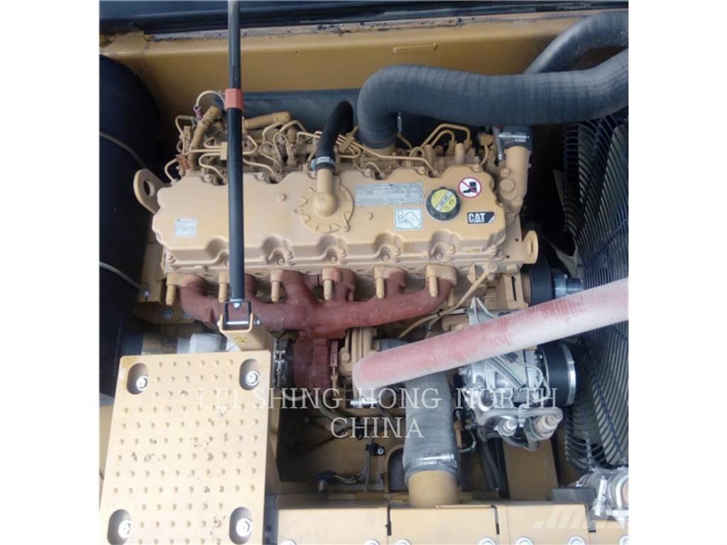 CAT 330D2L Beltegraver