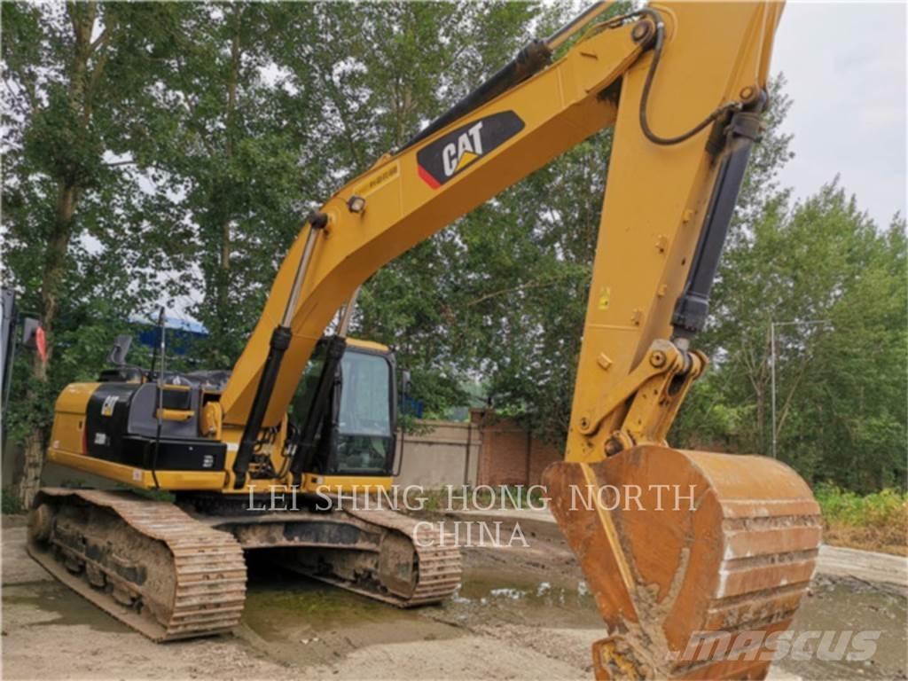 CAT 330D2L Beltegraver