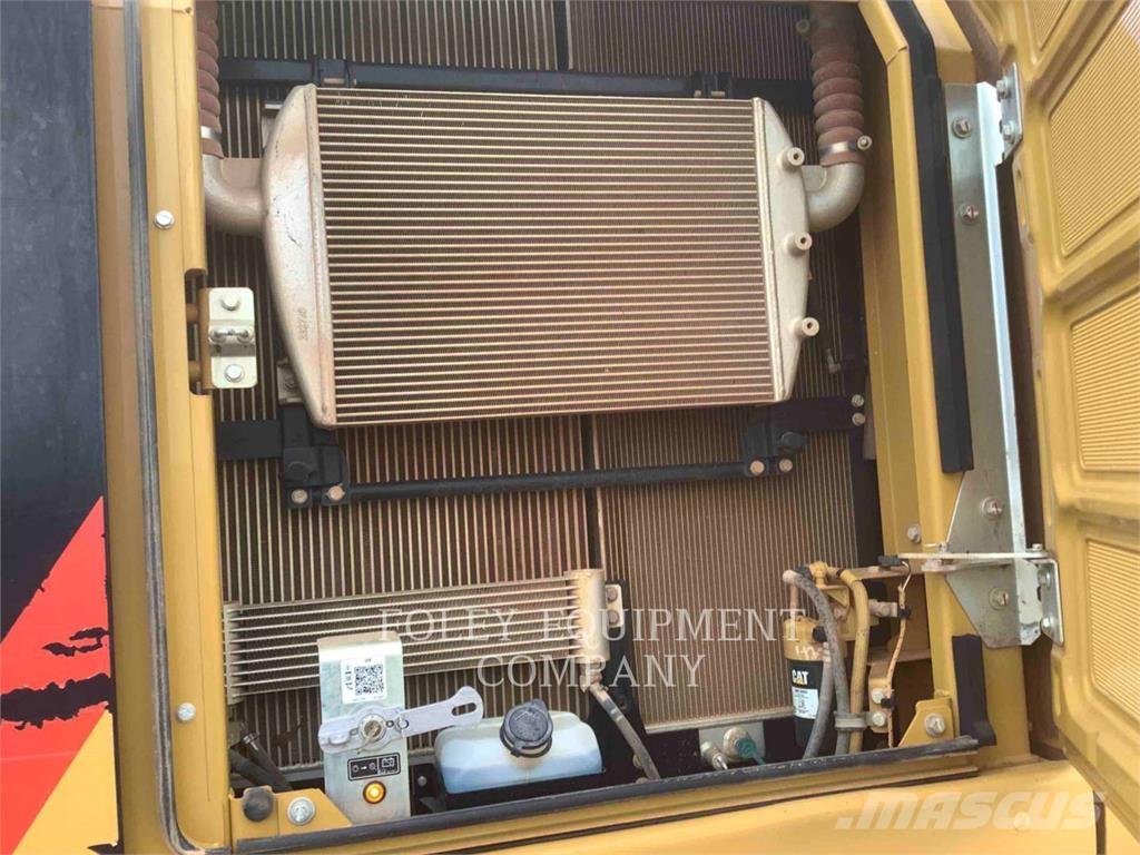 CAT 330FLLR Beltegraver