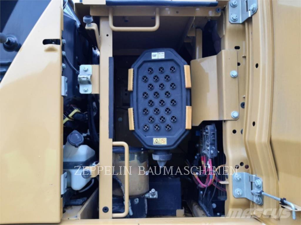 CAT 330GC Beltegraver