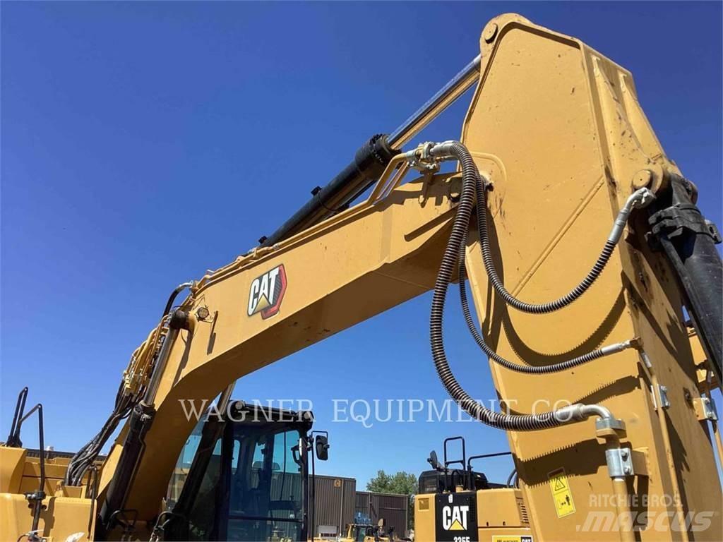 CAT 335 Beltegraver