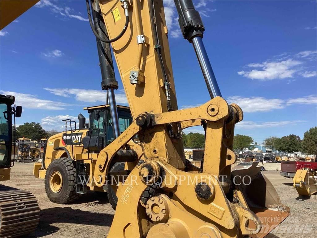 CAT 335 Beltegraver