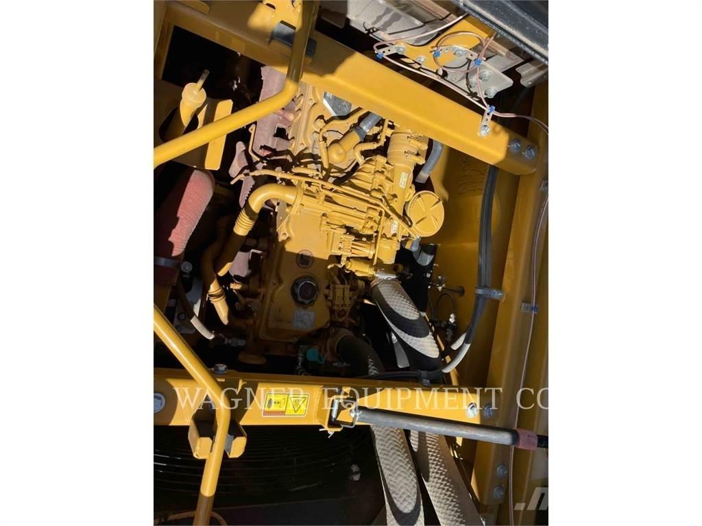 CAT 335FL Beltegraver