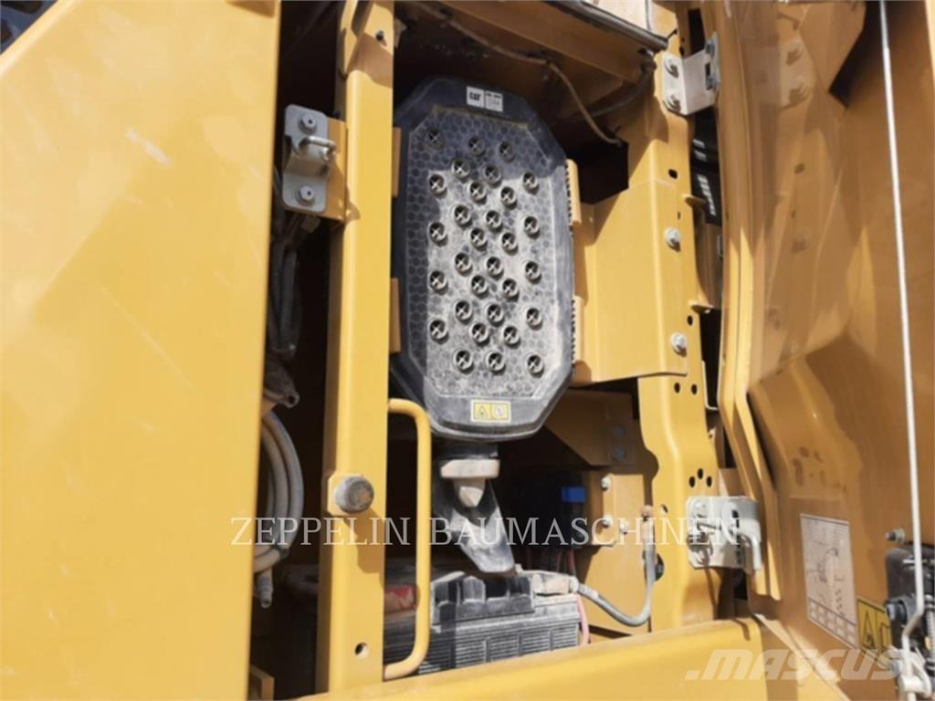 CAT 336-07B Beltegraver