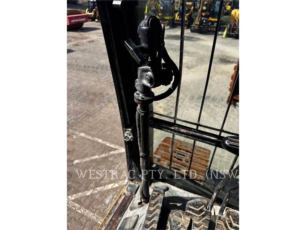 CAT 336DL Beltegraver