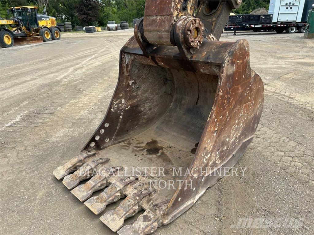 CAT 349 LF CZ1+ Beltegraver