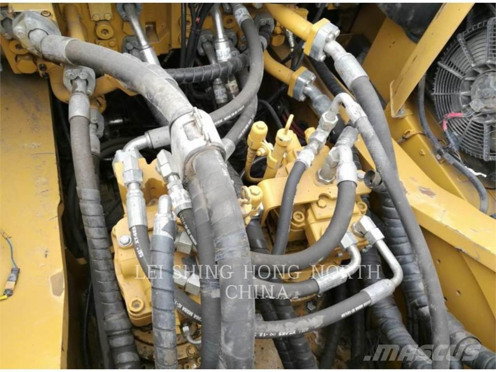 CAT 349D2 Beltegraver