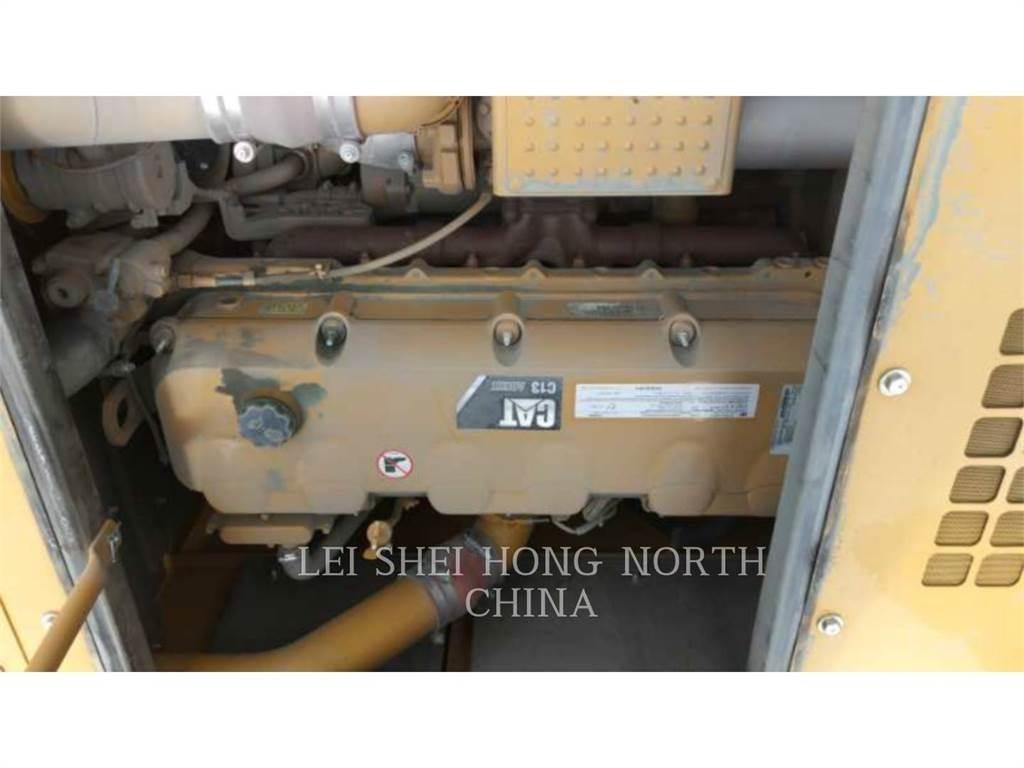 CAT 349D2L Beltegraver