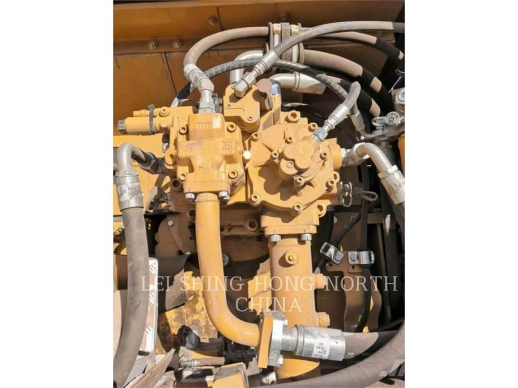 CAT 349D2L Beltegraver