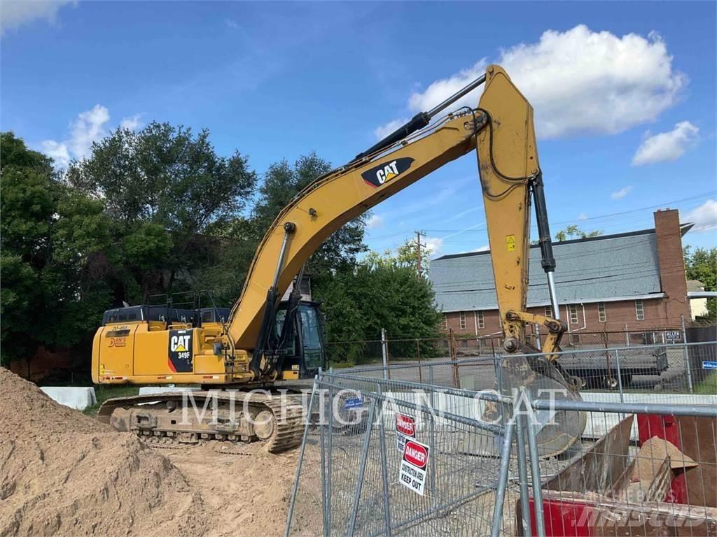 CAT 349FL + Beltegraver