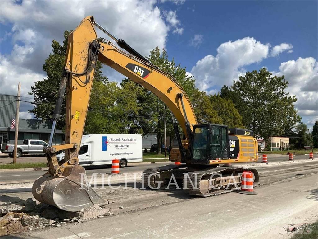 CAT 349FL + Beltegraver