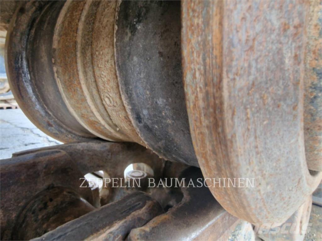 CAT 352-07A Beltegraver