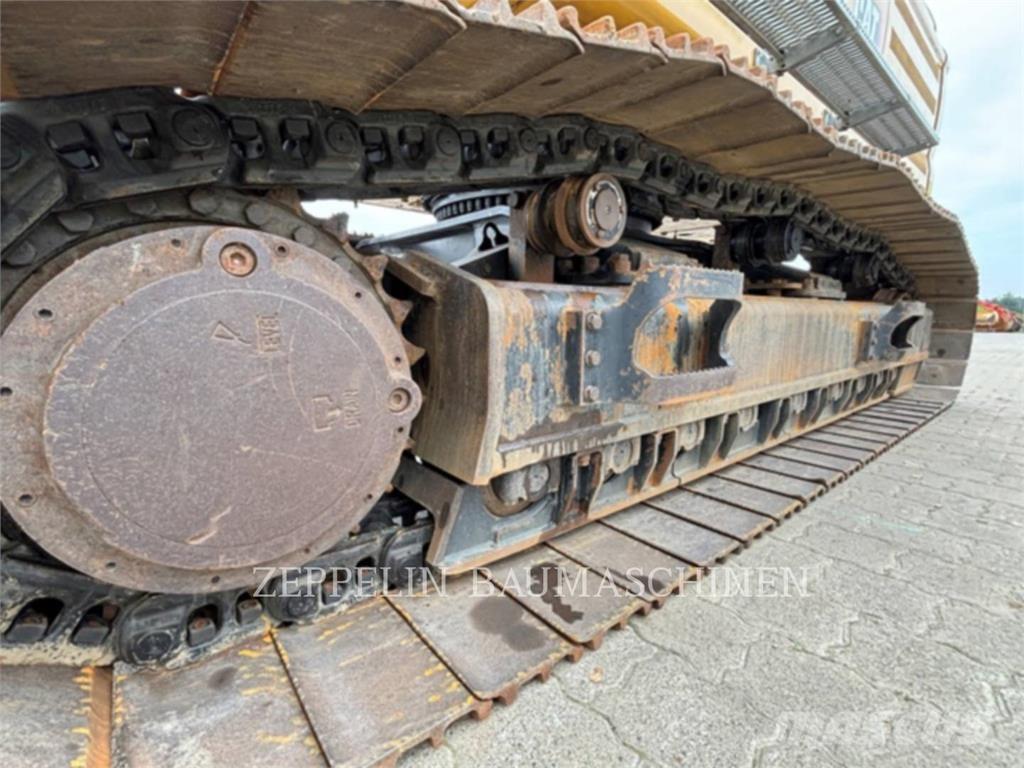 CAT 352-08 Beltegraver