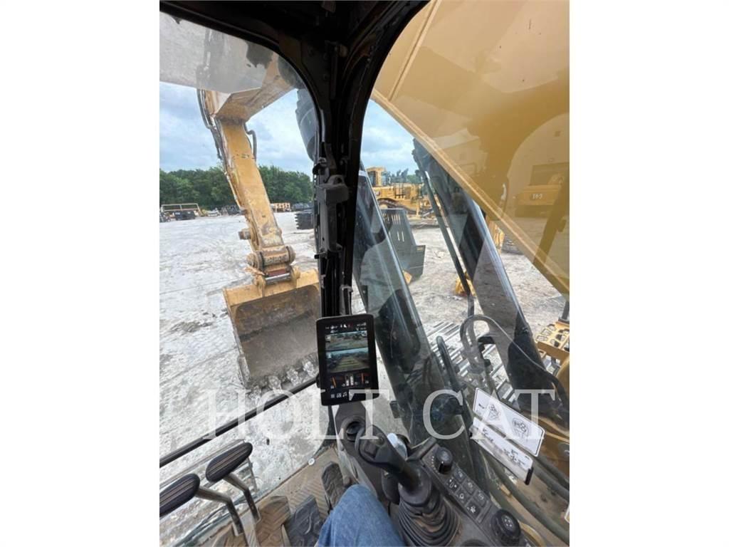 CAT 352 11 TC Beltegraver