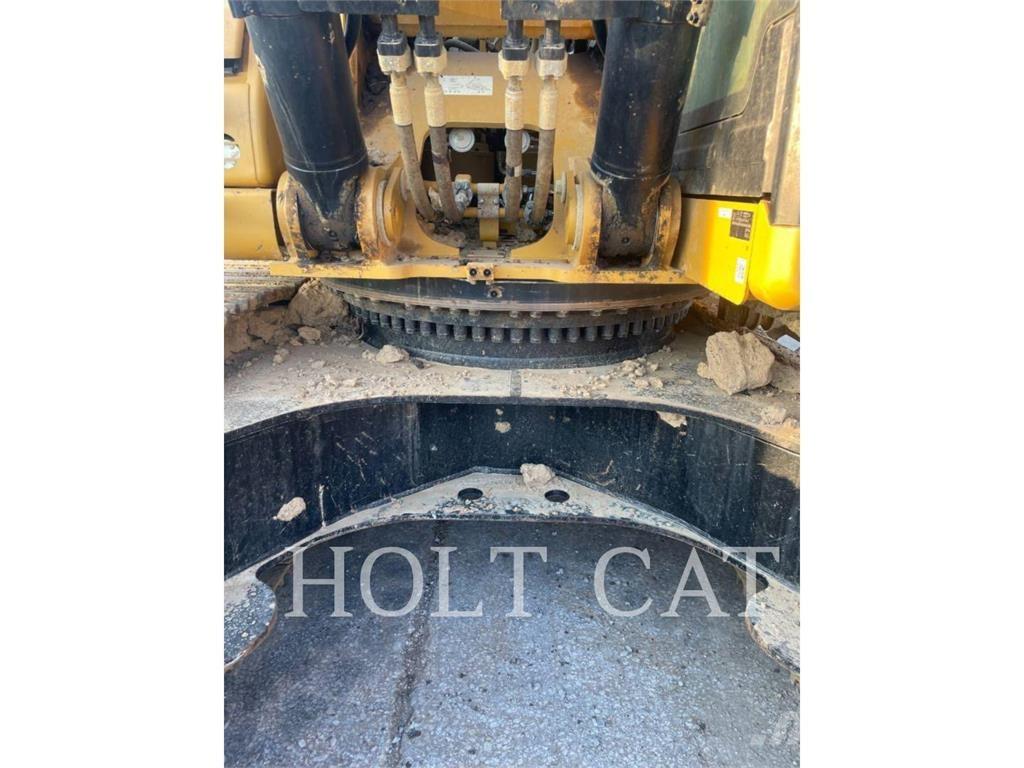 CAT 352 11 TC Beltegraver