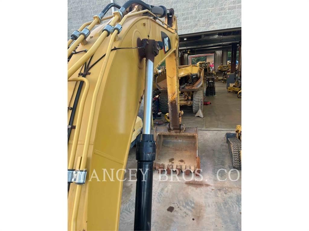 CAT 352F Beltegraver