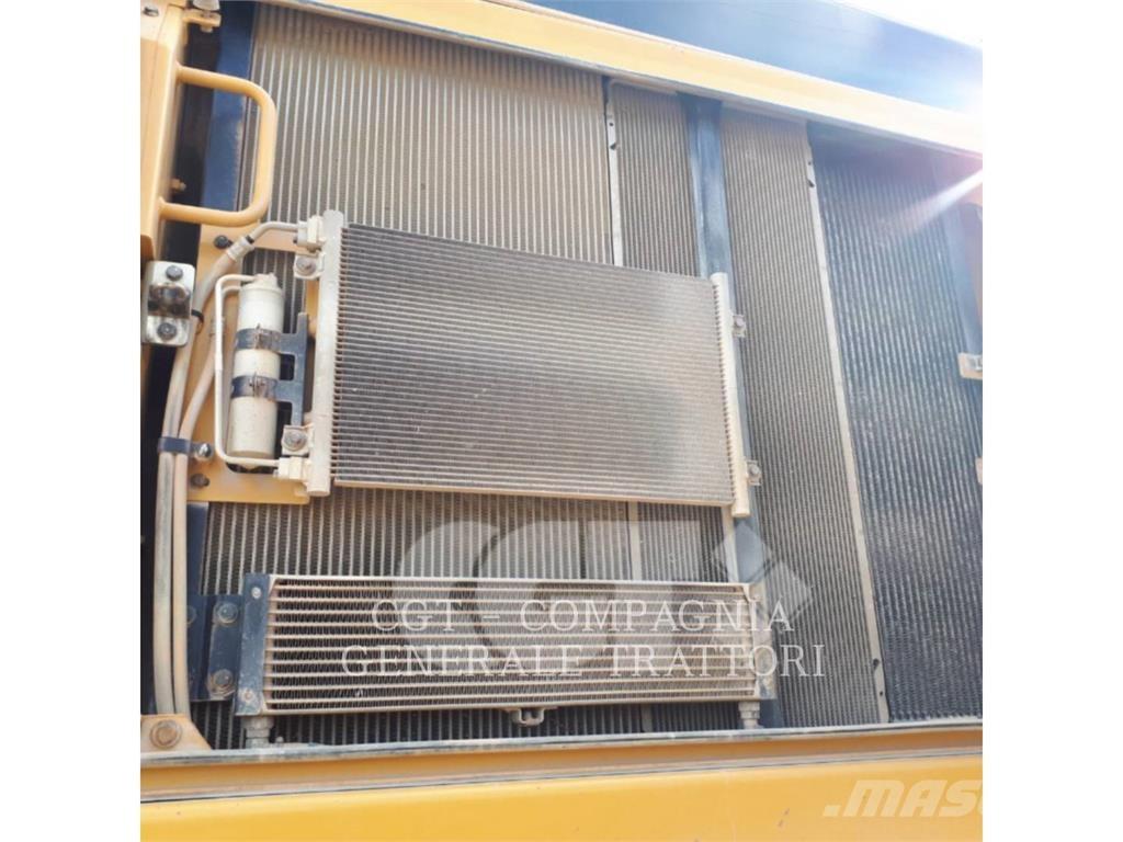 CAT 352F Beltegraver