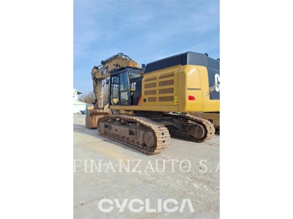 CAT 352FL Beltegraver