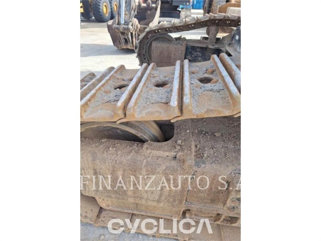 CAT 352FL Beltegraver