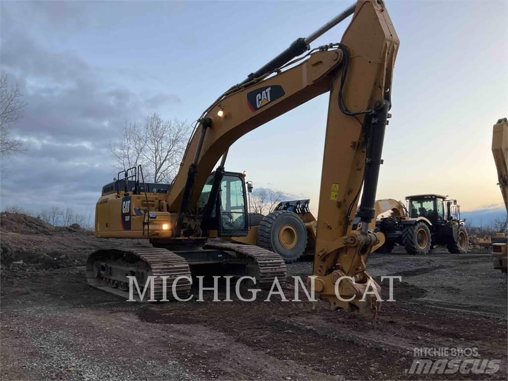 CAT 352FVG Beltegraver