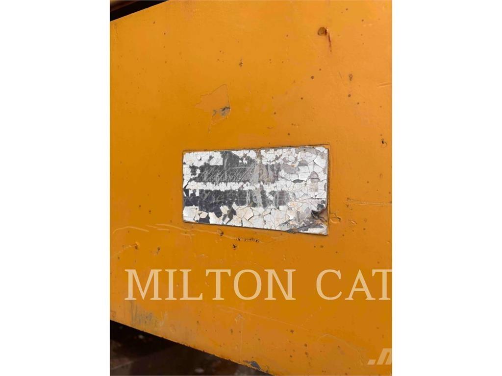 CAT 365CL Beltegraver