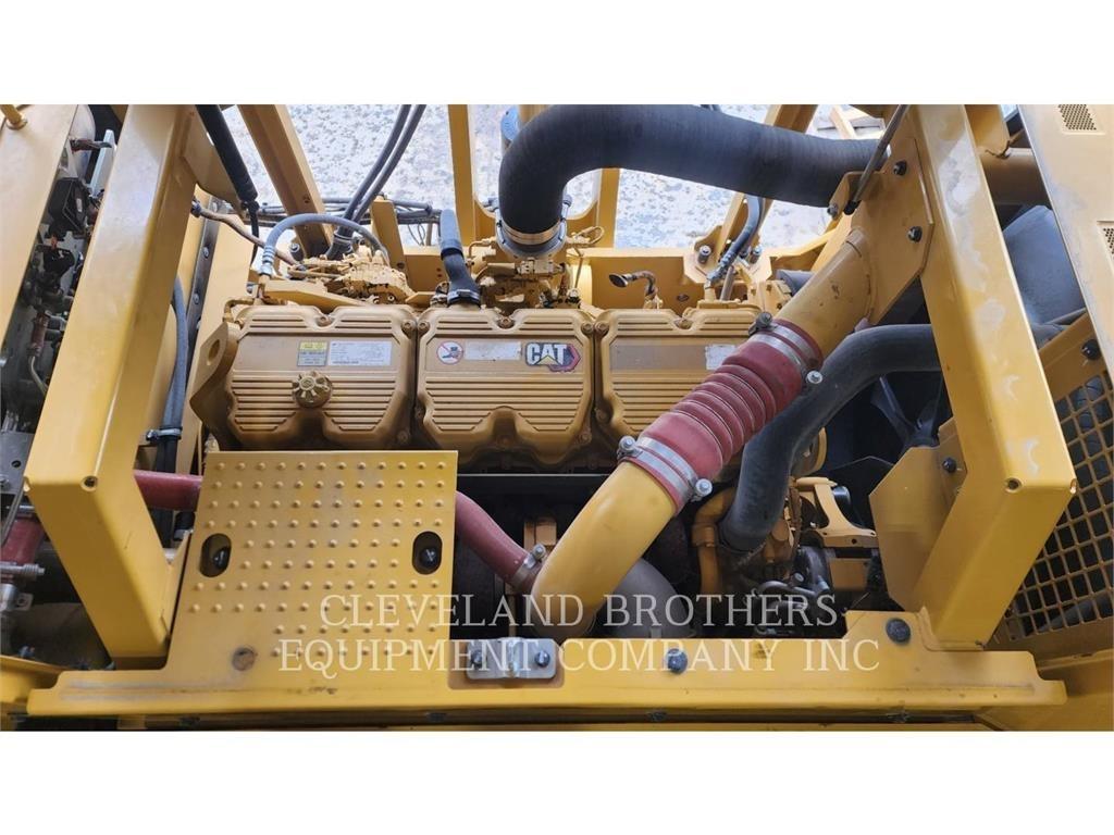 CAT 374-07 Beltegraver