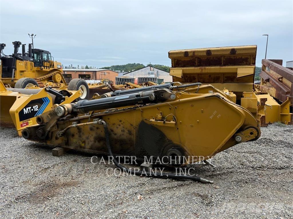 CAT 374-07 Beltegraver