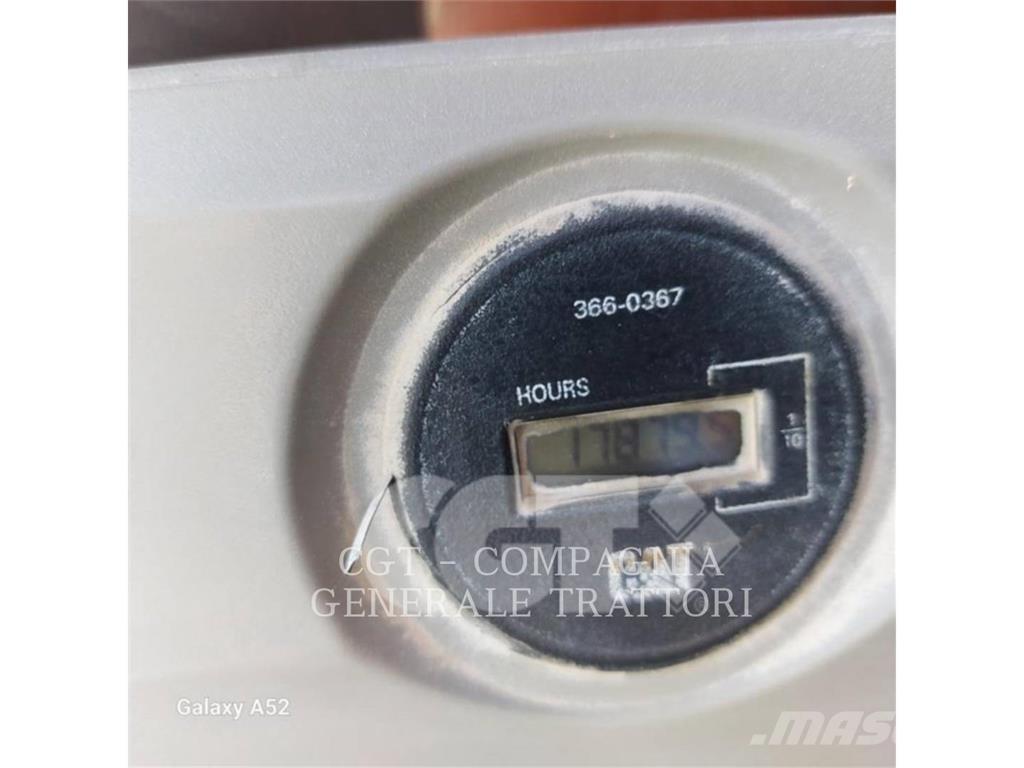 CAT 374F Beltegraver