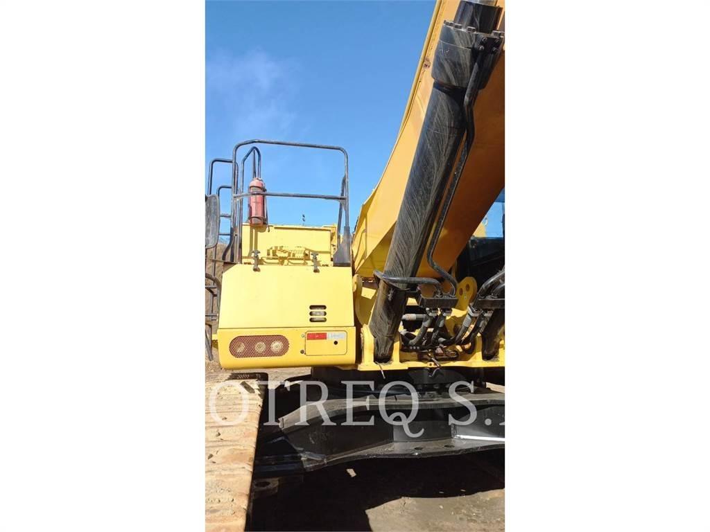 CAT 374FL Beltegraver