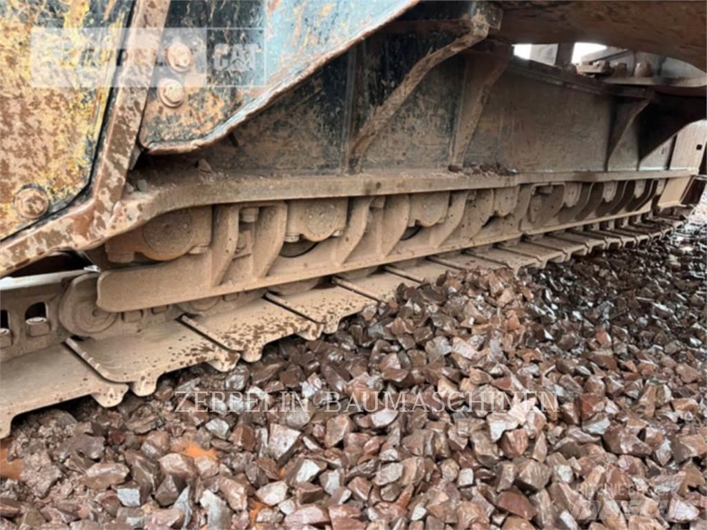 CAT 374FL Beltegraver